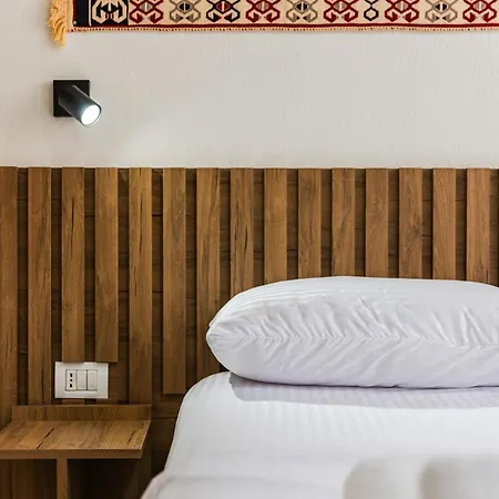 Perla 2br Beachside By Pikhost *