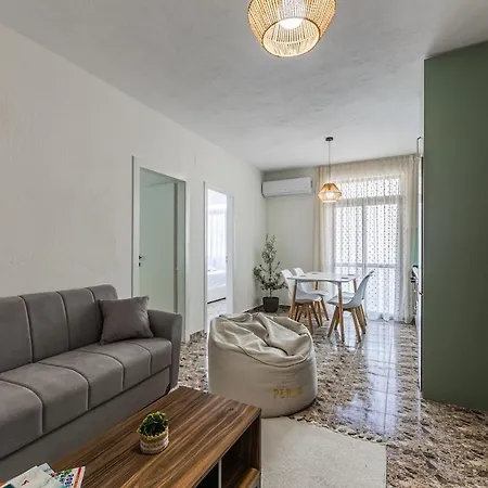 Perla 2br Beachside By Pikhost * Golem (Tirana)