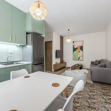 Appartement Perla 2br Beachside By Pikhost *